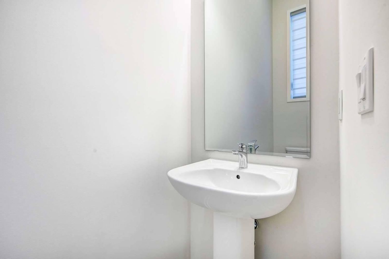 Townhouse leased at 37 Origin Way, Vaughan, Ontario, L6A 5C6 - Patterson - MLS: N5820053