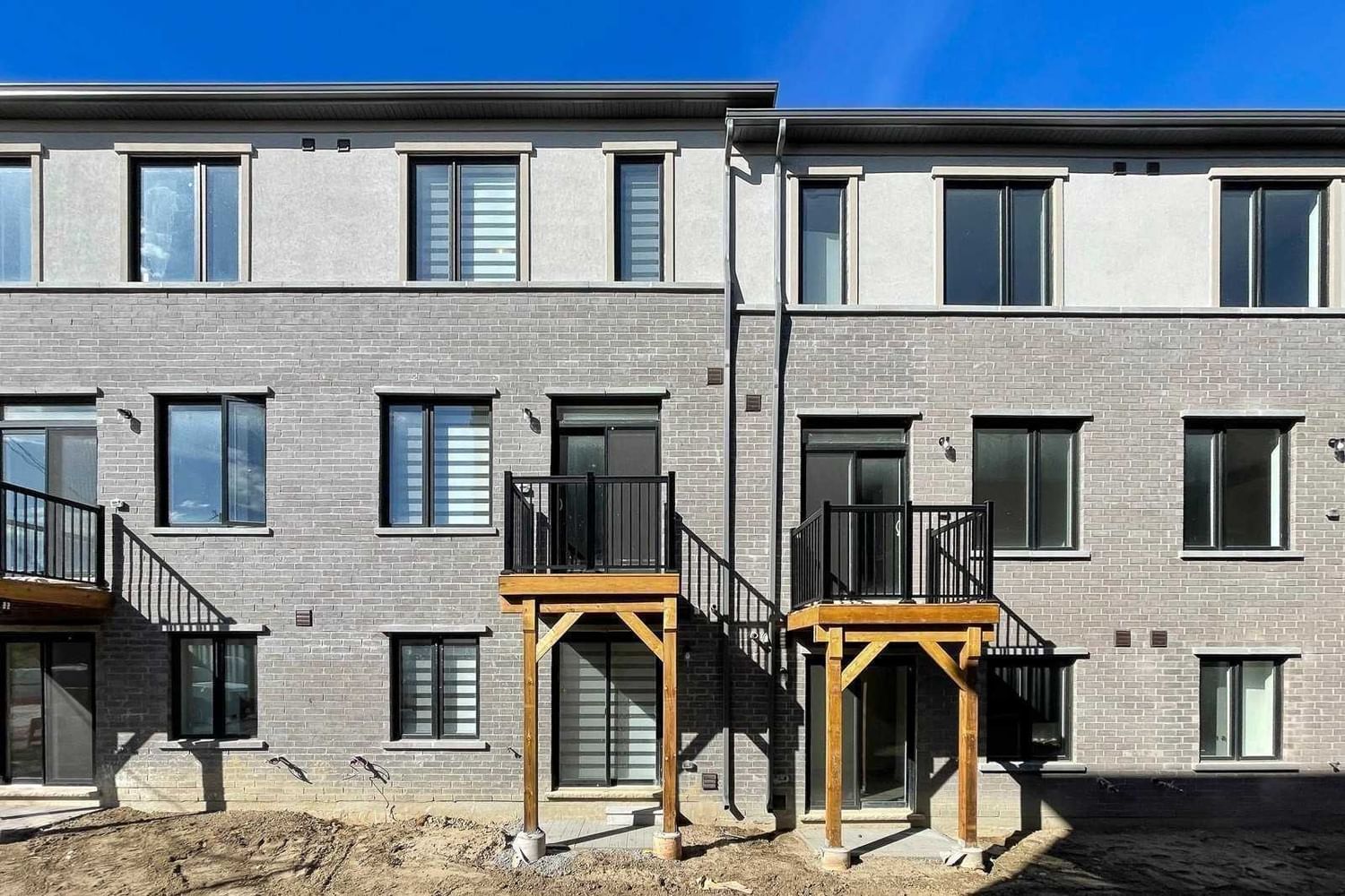 Townhouse leased at 37 Origin Way, Vaughan, Ontario, L6A 5C6 - Patterson - MLS: N5820053