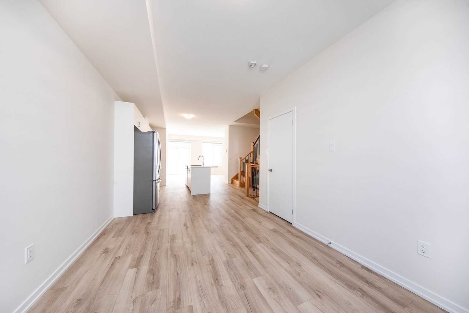 Townhouse leased at 37 Origin Way, Vaughan, Ontario, L6A 5C6 - Patterson - MLS: N5820053
