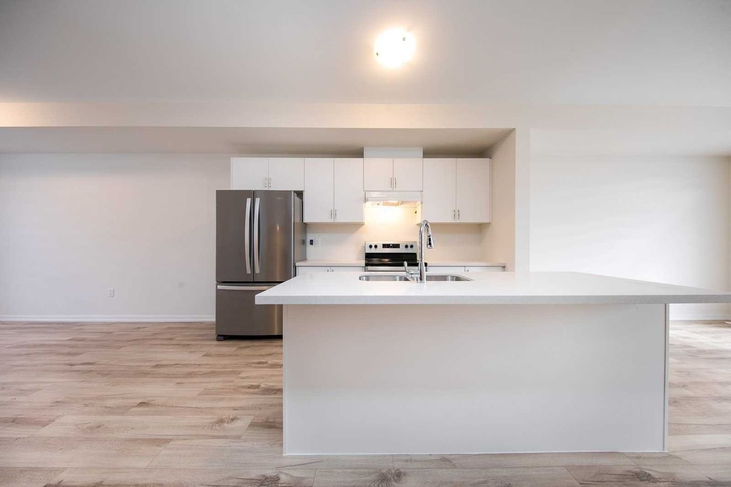 Townhouse leased at 37 Origin Way, Vaughan, Ontario, L6A 5C6 - Patterson - MLS: N5820053