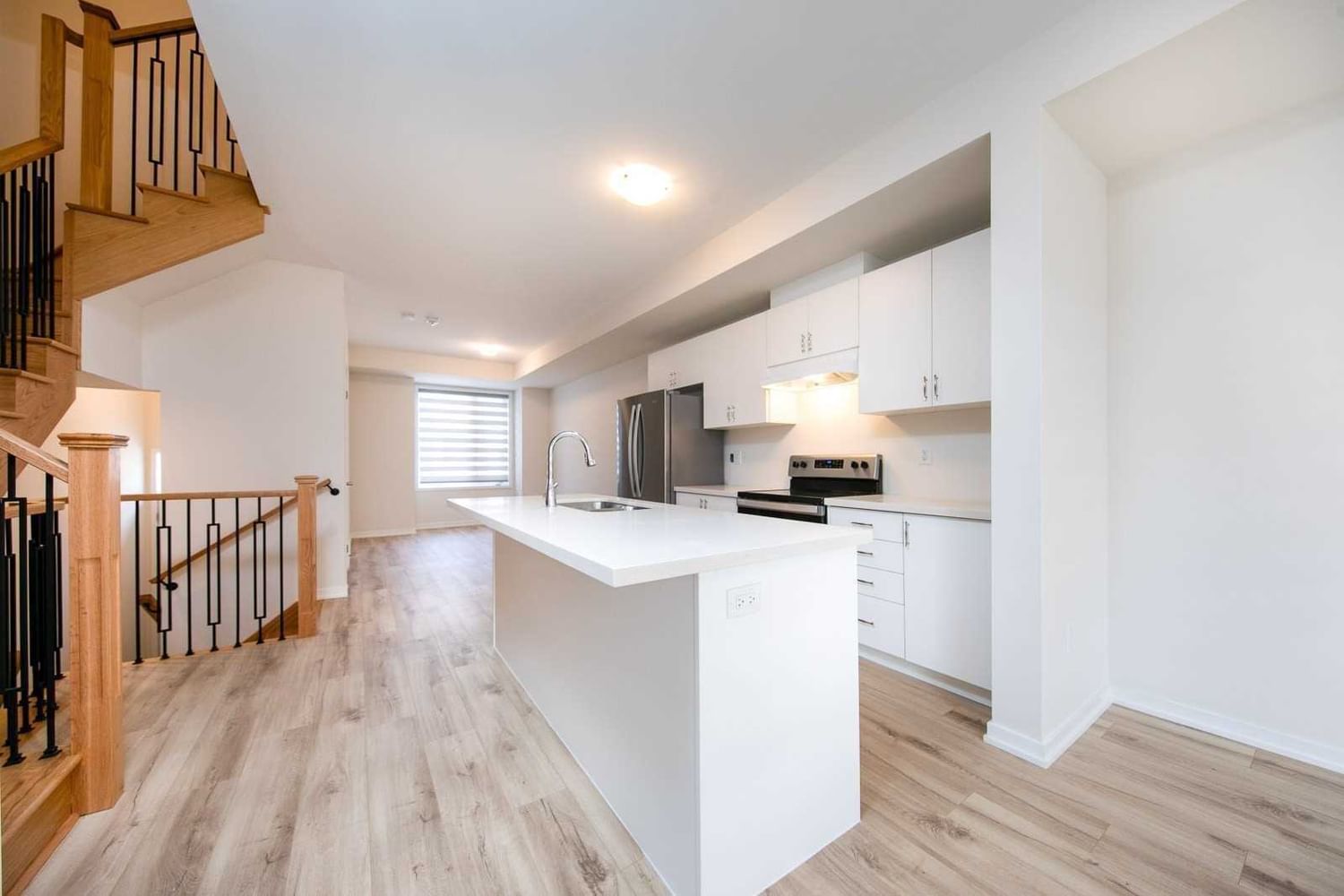 Townhouse leased at 37 Origin Way, Vaughan, Ontario, L6A 5C6 - Patterson - MLS: N5820053