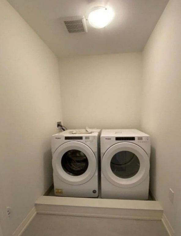Townhouse leased at 33 Cohen Way, Vaughan, Ontario, L6A4N9 - Patterson - MLS: N5821053