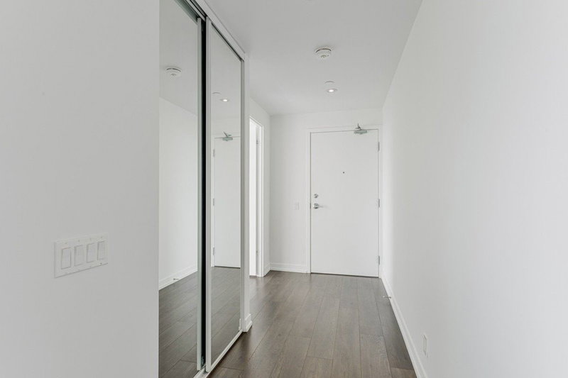 3502 - 898 Portage Pkwy, Vaughan, L4K0J6 | Image 3