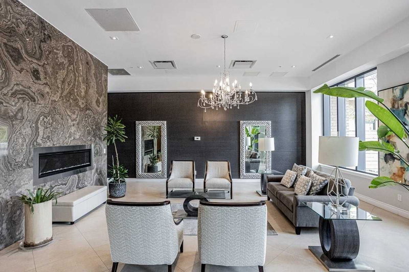 728 - 11611 Yonge St, Richmond Hill, L4E 1G2 | Image 3