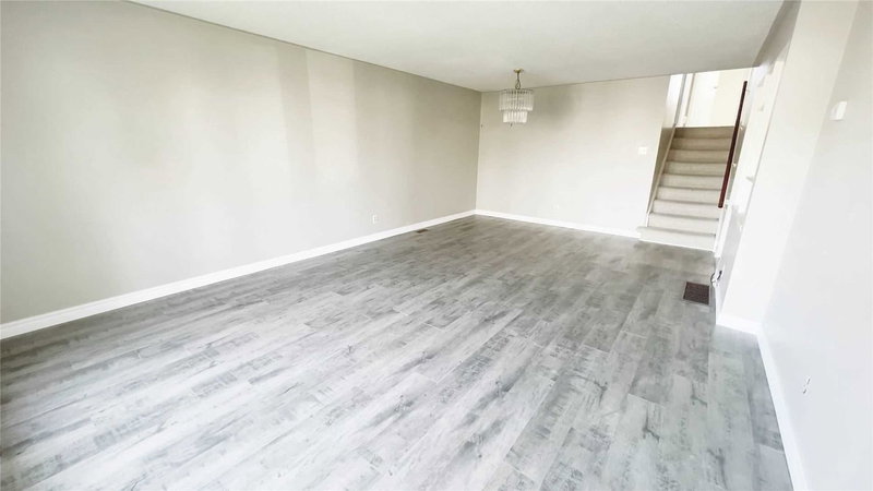 31 Colonsay Rd, Markham, L3T 3E9 | Image 3