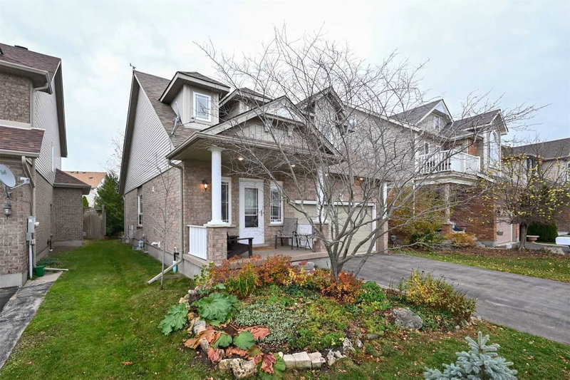 39 Stoneham St, New Tecumseth, L9R 2E6 | Image 2