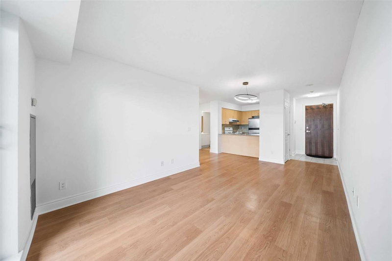 1007 - 7 North Park Rd, Vaughan, L4J0C9 | Image 3