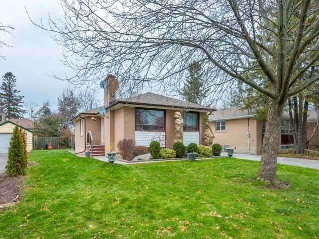 Lower - 399 Lynett Crescent