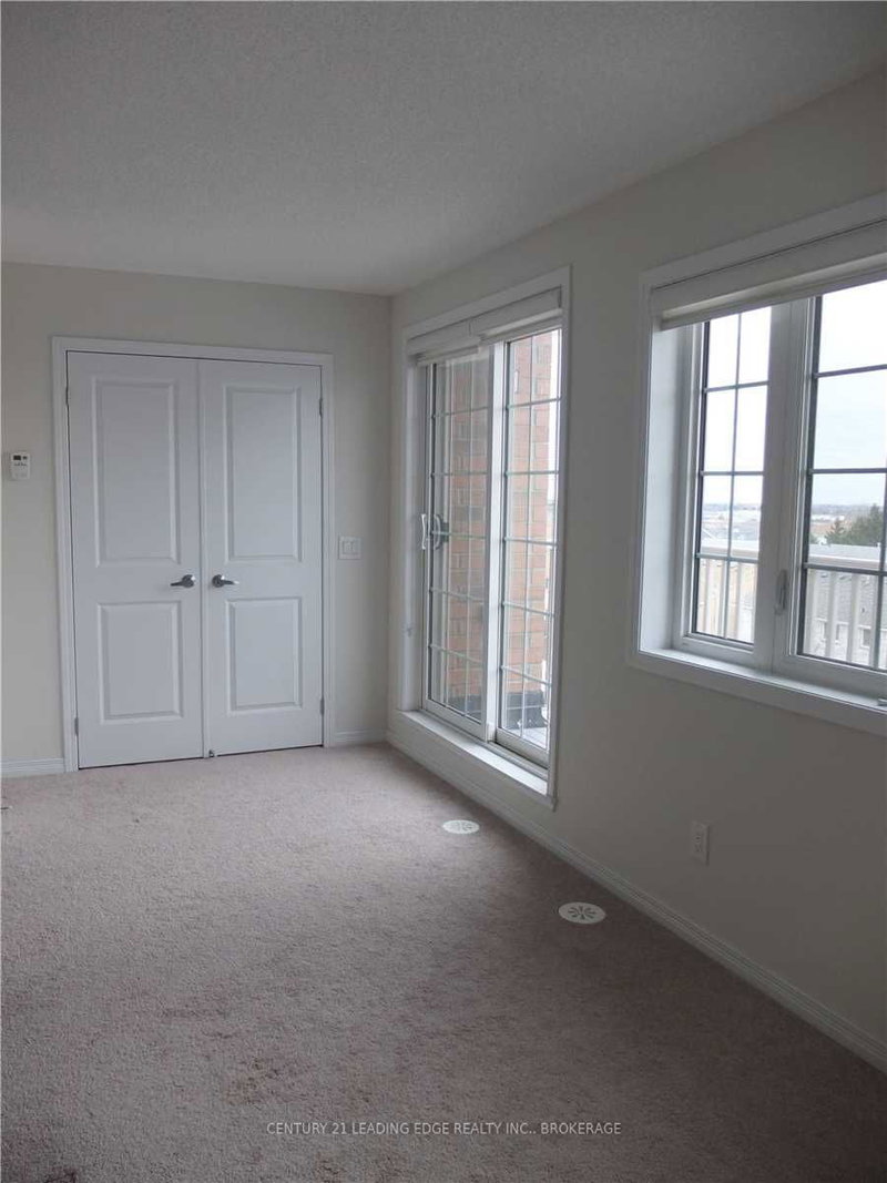 105 Silverwood Ave, Richmond Hill, L4S 0G3 | Image 3