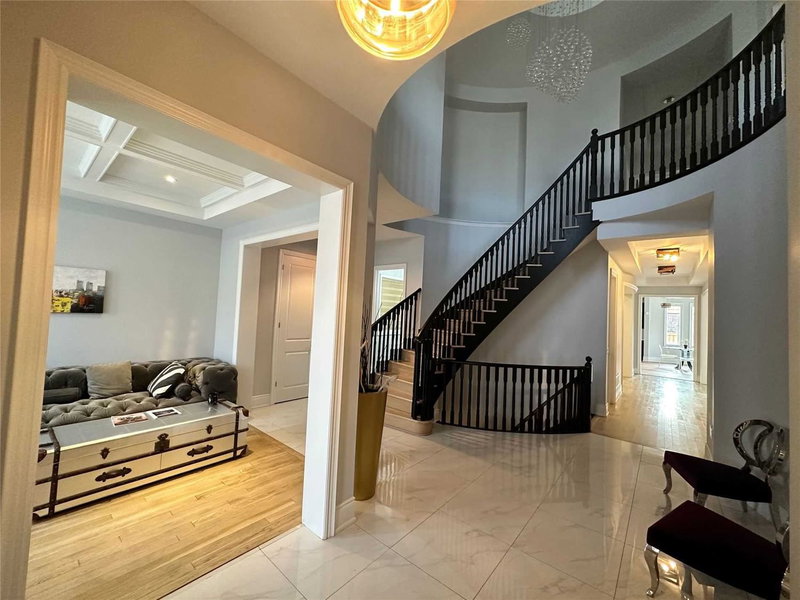 41 Glen Abbey Tr, Vaughan, L4H3X7 | Image 2