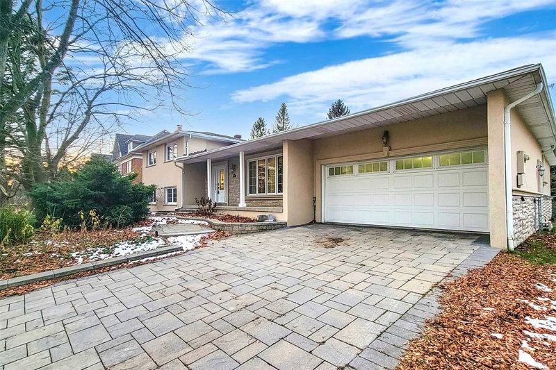 20 Blackforest Dr, Richmond Hill, L4E 2P5 | Image 2