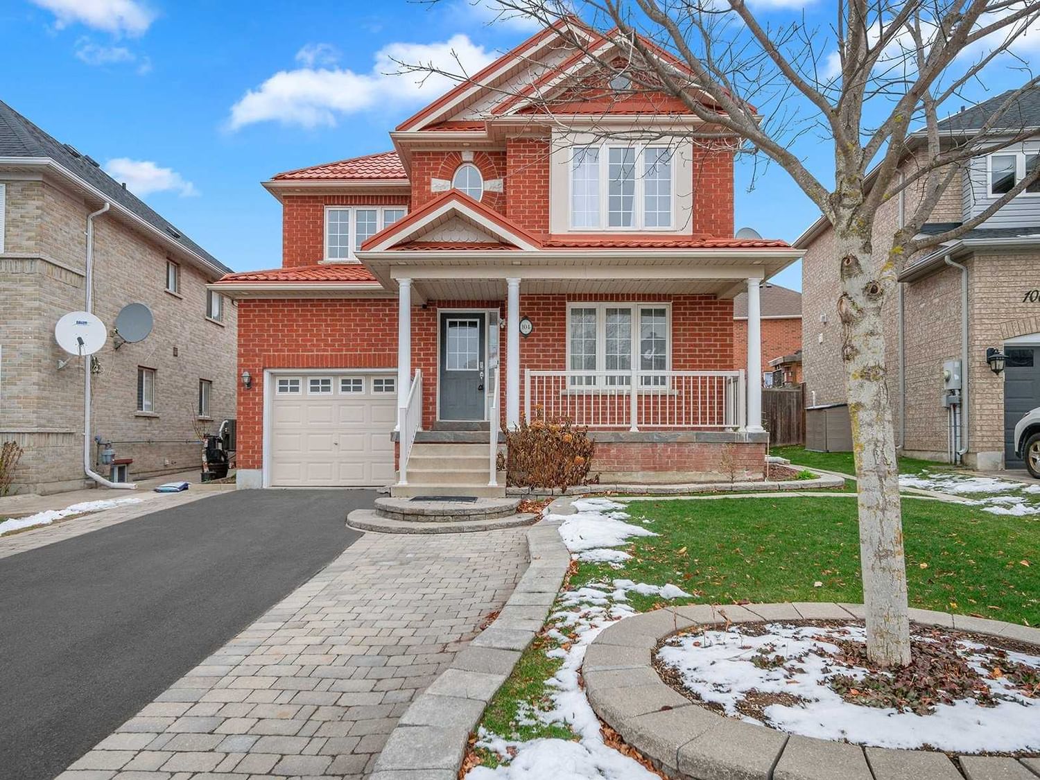 Detached House sold at 104 William Booth Avenue, Newmarket, Woodland Hill, L3X3B1 - MLS: N5835206