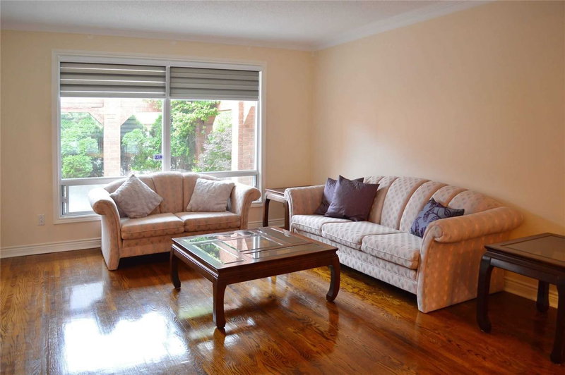 23 Arrowhead Dr, Vaughan, L4L4A4 | Image 3