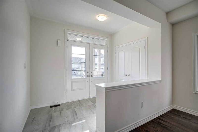 108 Connell Dr, Georgina, L4P1J5 | Image 3