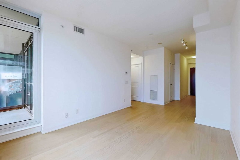 Room2