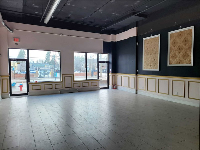 102 - 10376 Yonge St, Richmond Hill, L4C 3B8 | Image 3