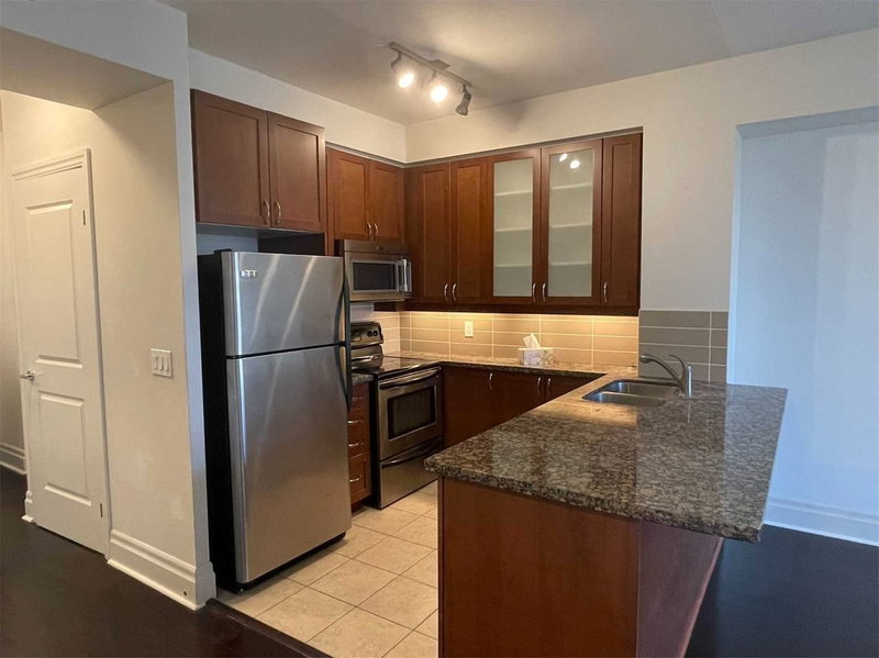 210 - 57 Upper Duke Cres, Markham, L6G0B8 | Image 3