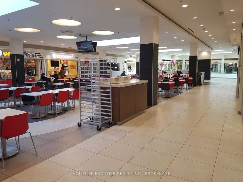 250 - 7181 Yonge St, Markham, L3T 0C7 | Image 2