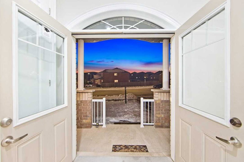 1949 Jans Blvd, Innisfil, L9S5A5 | Image 3