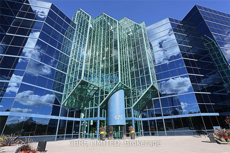 W210 - 675 Cochrane Dr, Markham, L3R 0B8 | Image 2