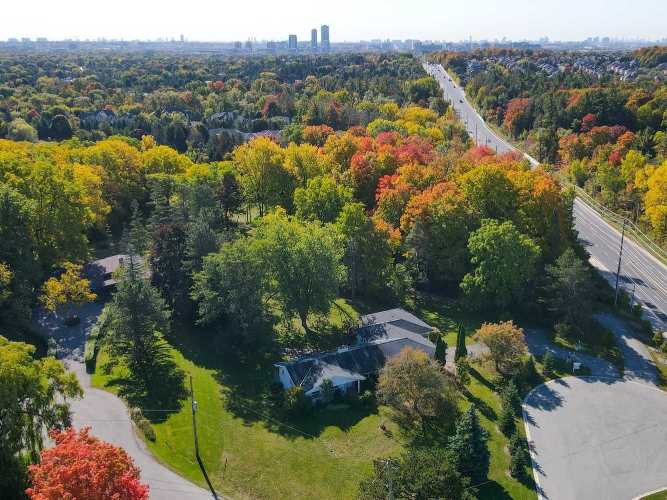 Detached House sold at 6 Glenbourne Park Drive, Markham, Devil's Elbow, L6C 1G9 - MLS: N5858050
