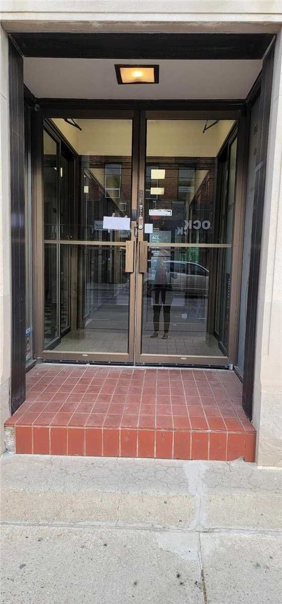 5 - 15221 Yonge St, Aurora, L4G1L8 | Image 3