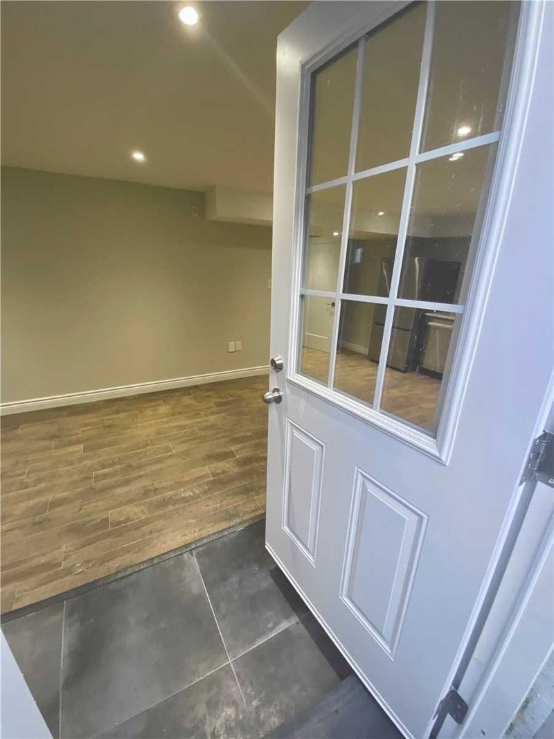 Basemnt - 6 Mcclenny Dr, Aurora, L4G5P9 | Image 3