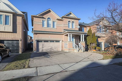 Detached House sold at 54 Blaydon Lane, Aurora, Ontario, L4G7R1 - Bayview Wellington - MLS: N5864709