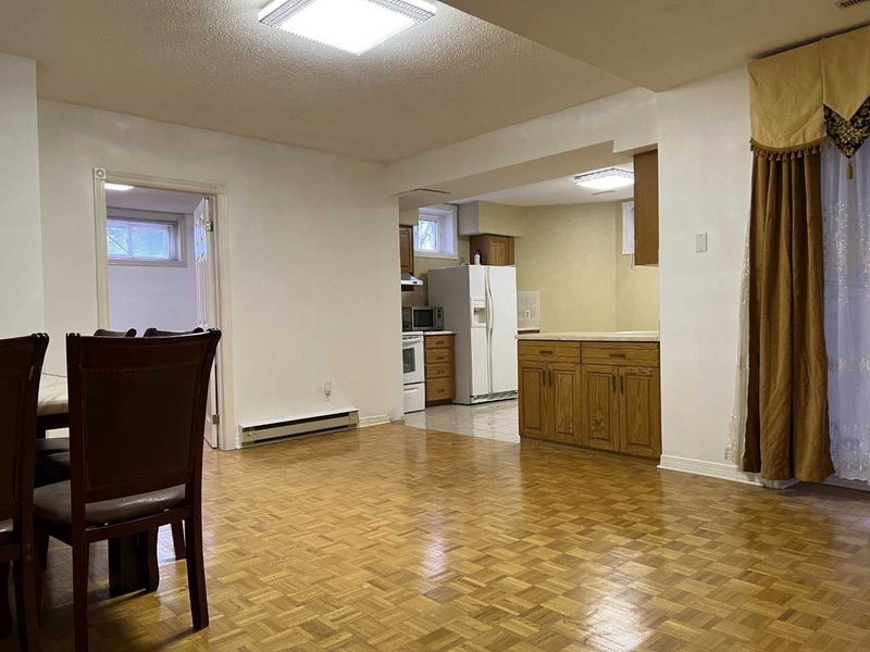 38 Lee (Basement) Ave, Markham, L3R 8G4 | Image 3