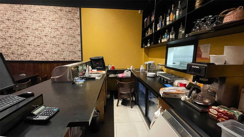 B3 - 444 Hollandview Tr, Aurora, L4G7Z9 | Image 3