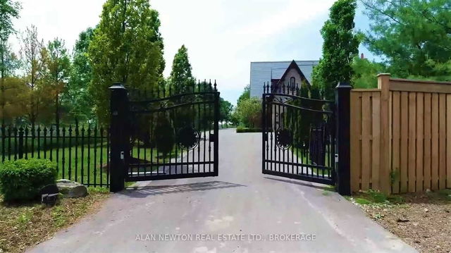 18 Shangri-La Lane