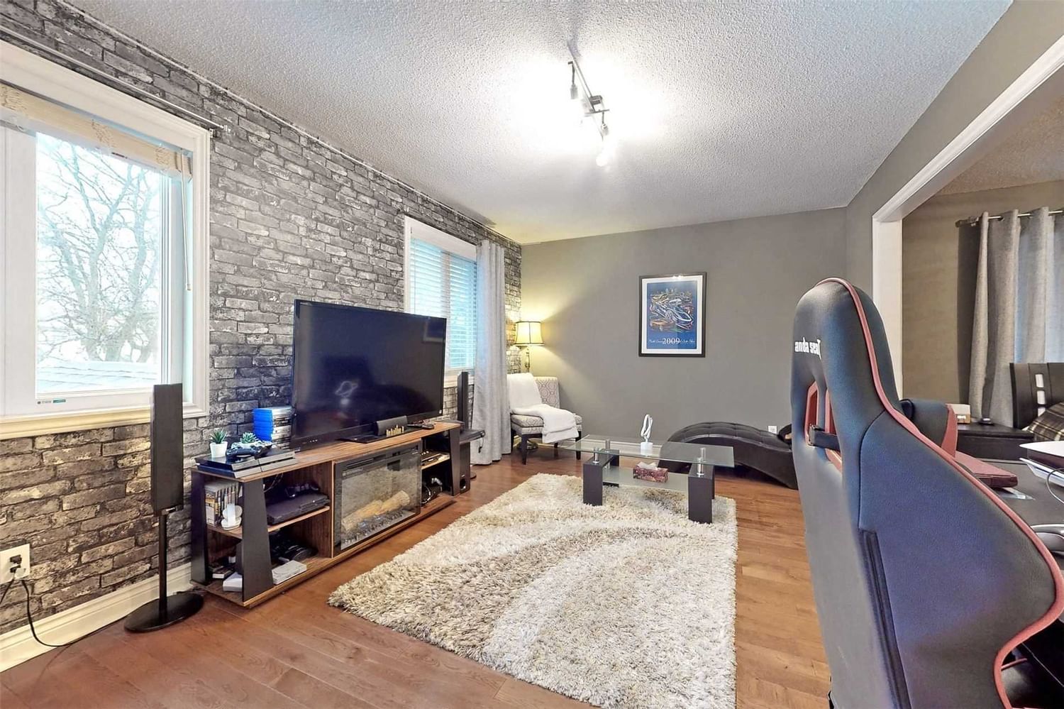 Listing Image 22
