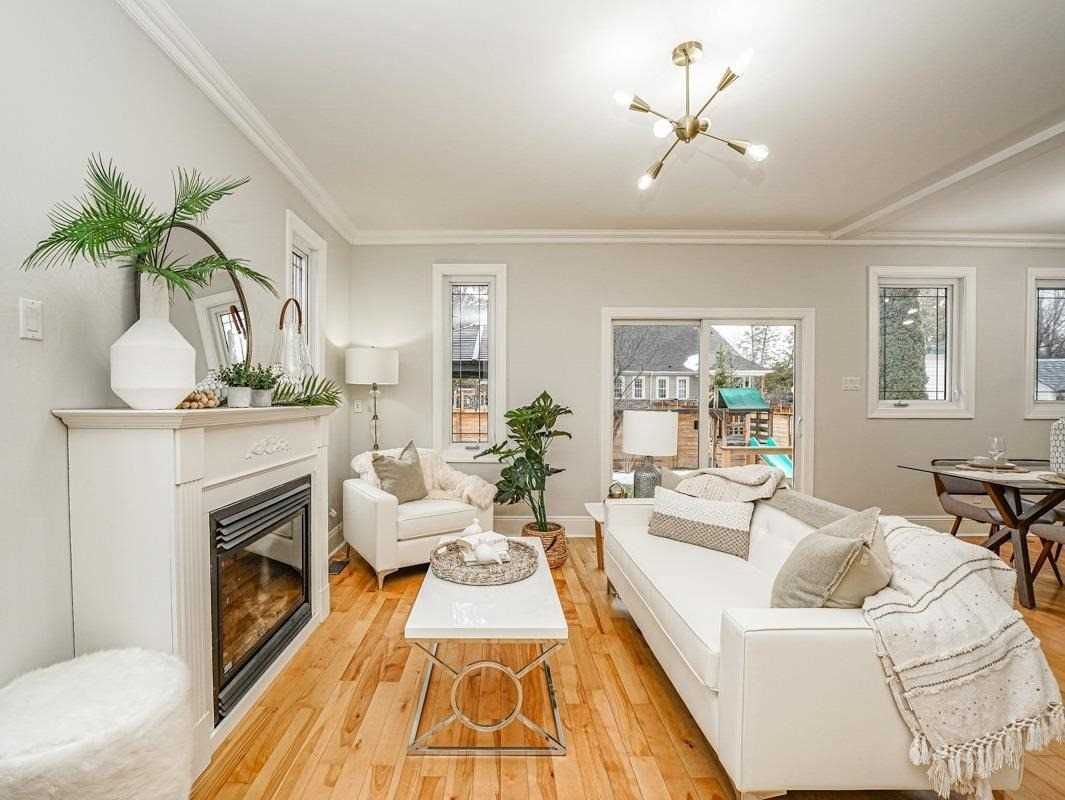 Listing Image 7