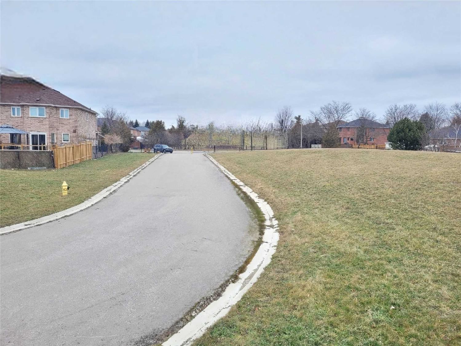Listing Image 18