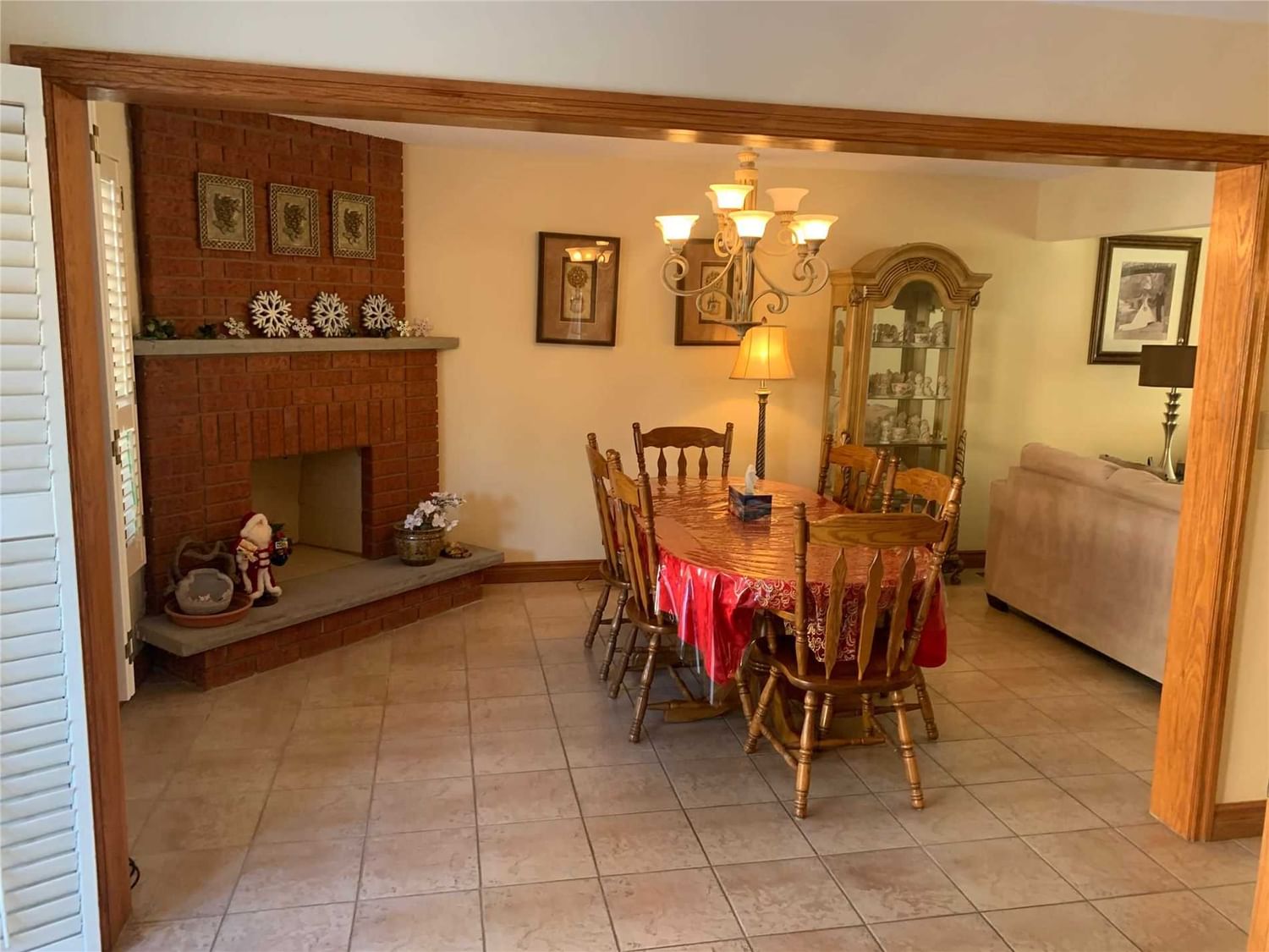 Listing Image 5