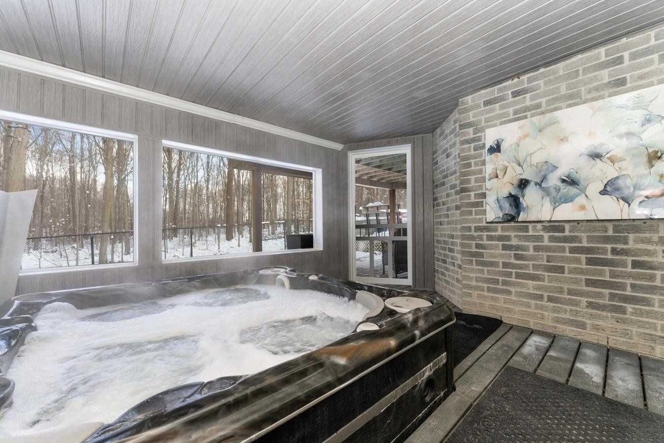 Listing Image 23