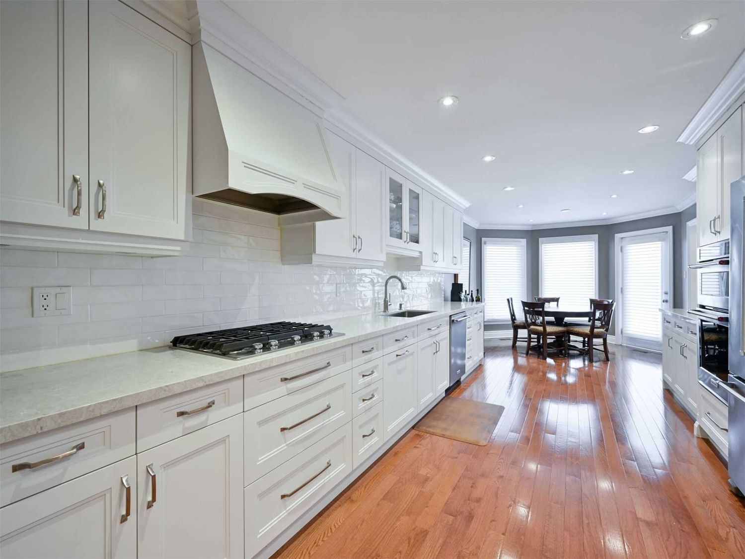Listing Image 13
