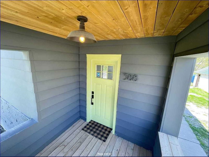 Room1