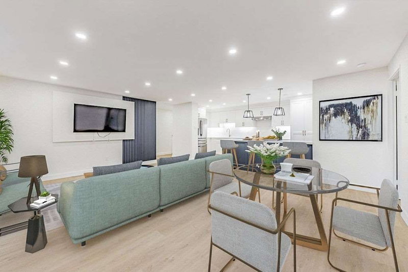 1004 - 50 Inverlochy Blvd, Markham, L3T 4T6 | Image 2