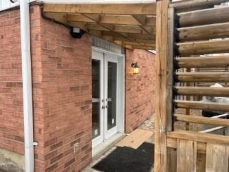 Lower L - 438 Bristol Rd, Newmarket, L3Y 6T3 | Image 2