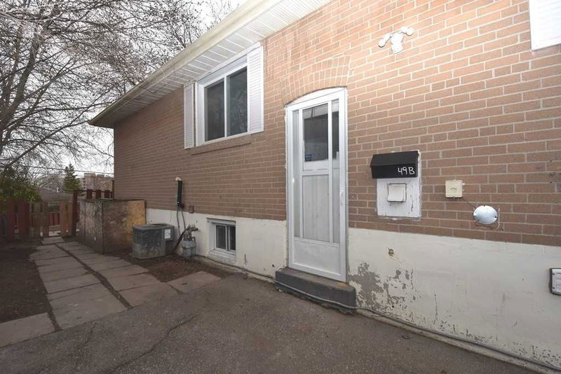 Bsmt - 49 Longford Dr, Newmarket, L3Y 2Y6 | Image 2