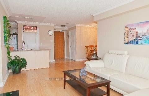 Unit 702 — 50 Disera Dr, Vaughan - Beverley Glen image-0-0