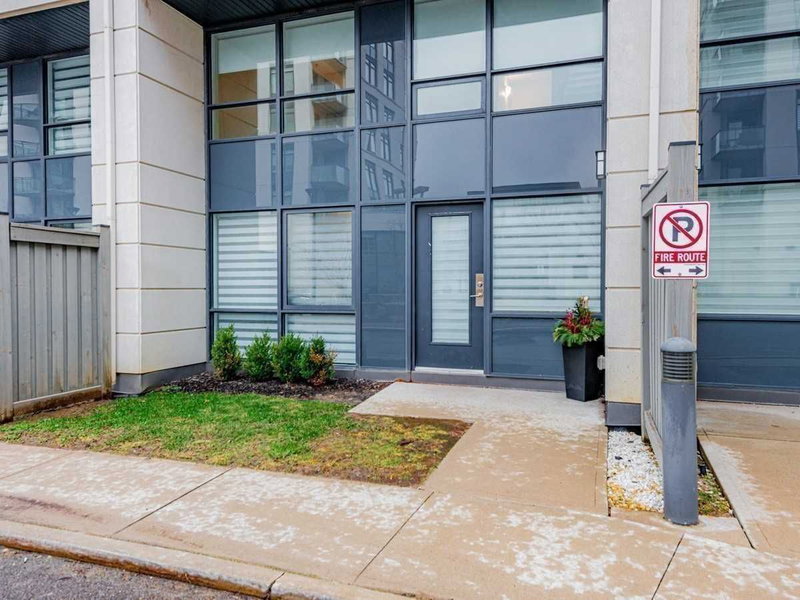 112 - 24 Woodstream Blvd, Vaughan, L4L 8C4 | Image 2