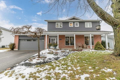 Detached House sold at 2262 Webb Street, Innisfil, Ontario, L9S 1K7 - Stroud - MLS: N5910799