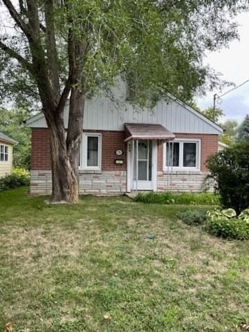 735 Srigley St, Newmarket, L3Y 1X6 | Image 3