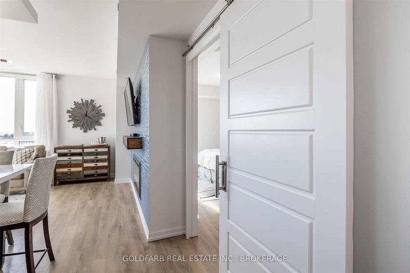 Room2