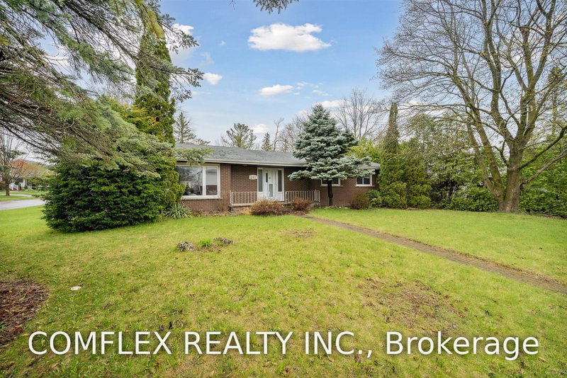 241 Maple St, Uxbridge, L9P 1A8 | Image 2