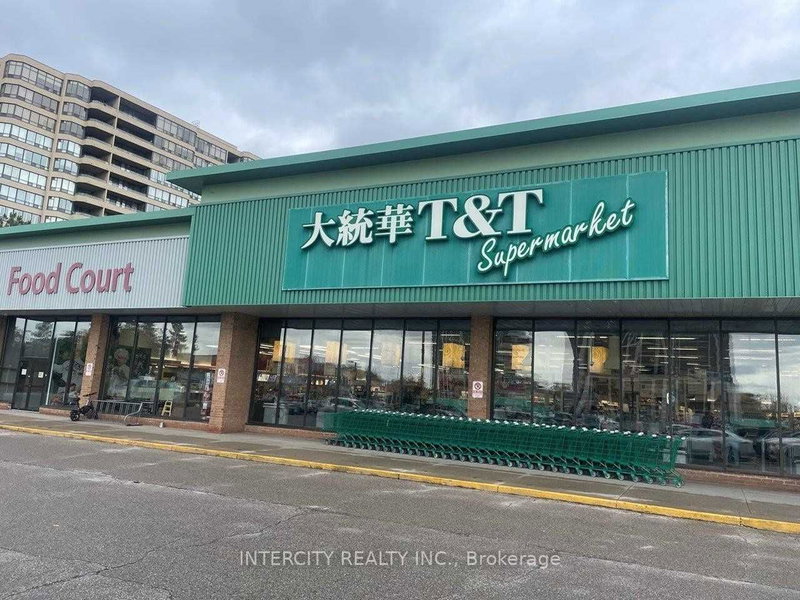 A - 9625 Yonge St, Richmond Hill, L4C 5T2 | Image 3