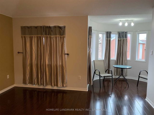 34 Queensway Drive