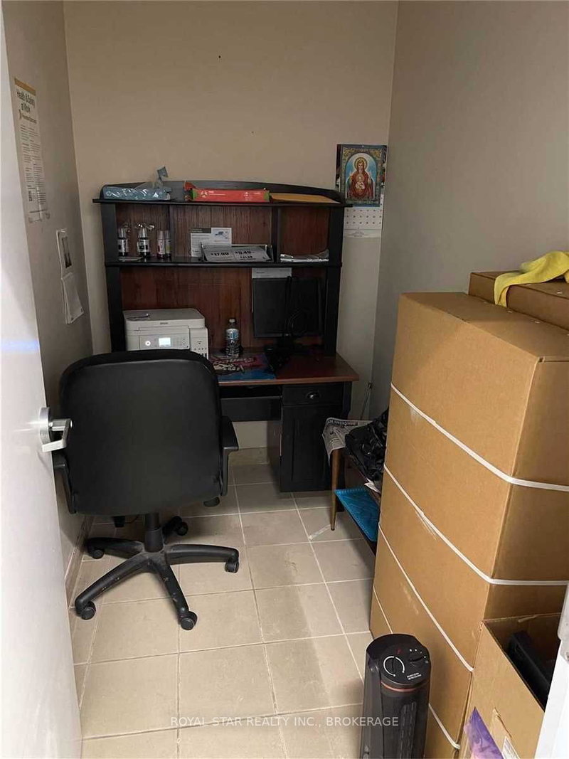 C6 - 1410 Major Mackenzie Dr W, Vaughan, L6A 4H6 | Image 3